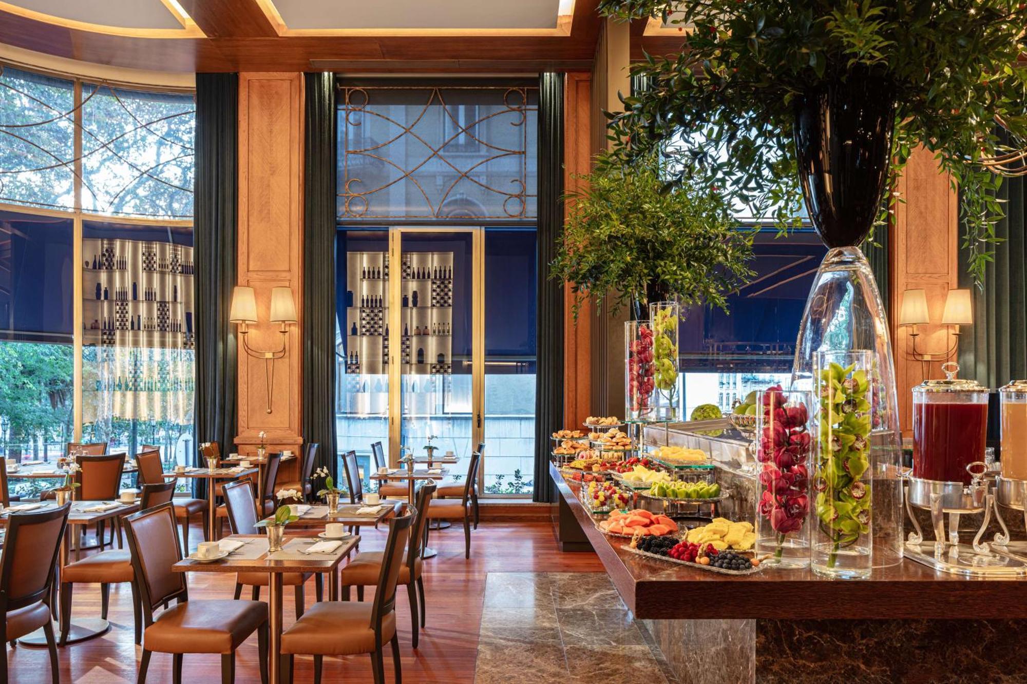 ホテル チボリ アヴェニーダ リベルダーデ リスボン エクステリア 写真 The restaurant